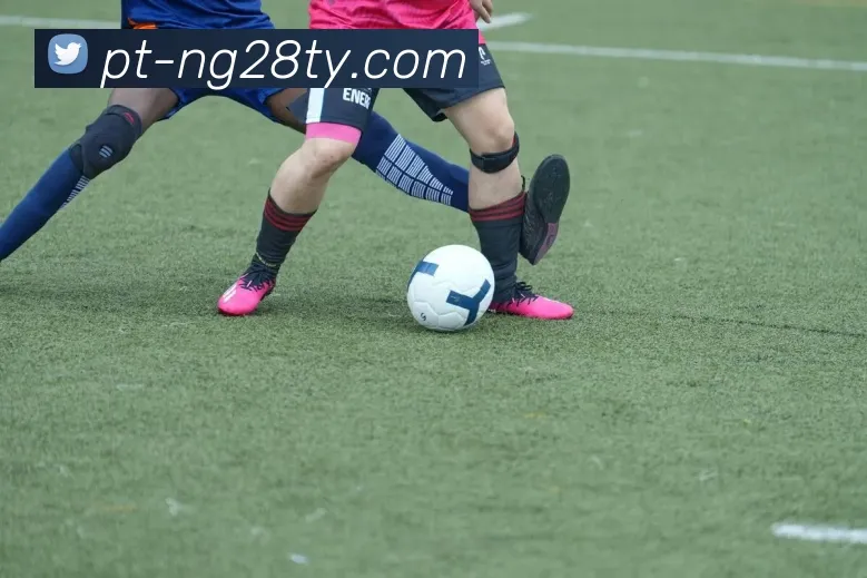 施小琳与西甲联盟主席特巴斯会晤探讨足球合作